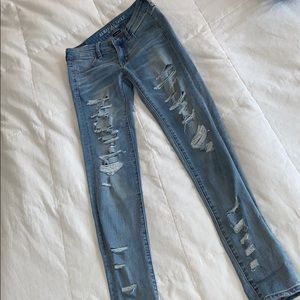 Ripped American eagle jegging